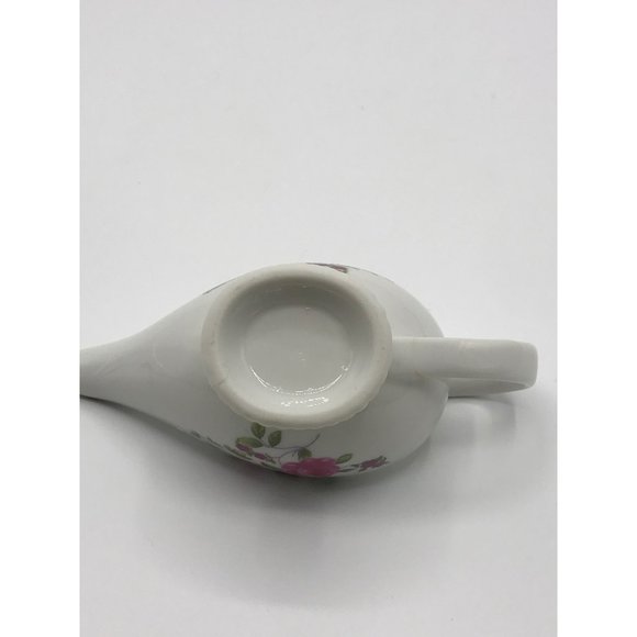 Vintage made in Japan small porcelain gravy/sauce boat. - Picture 8 of 13